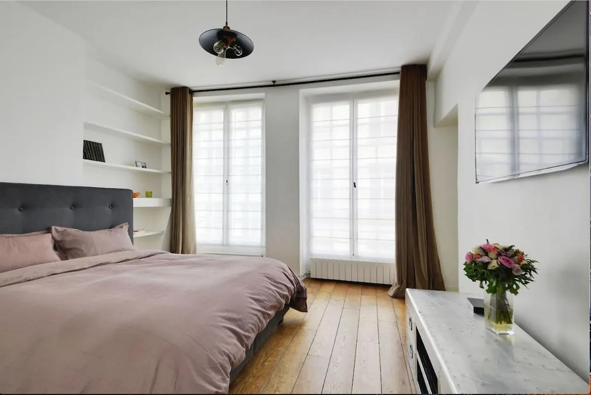 Luxury Apartment In Prestigious Le Marais - Top Location Parigi Francia