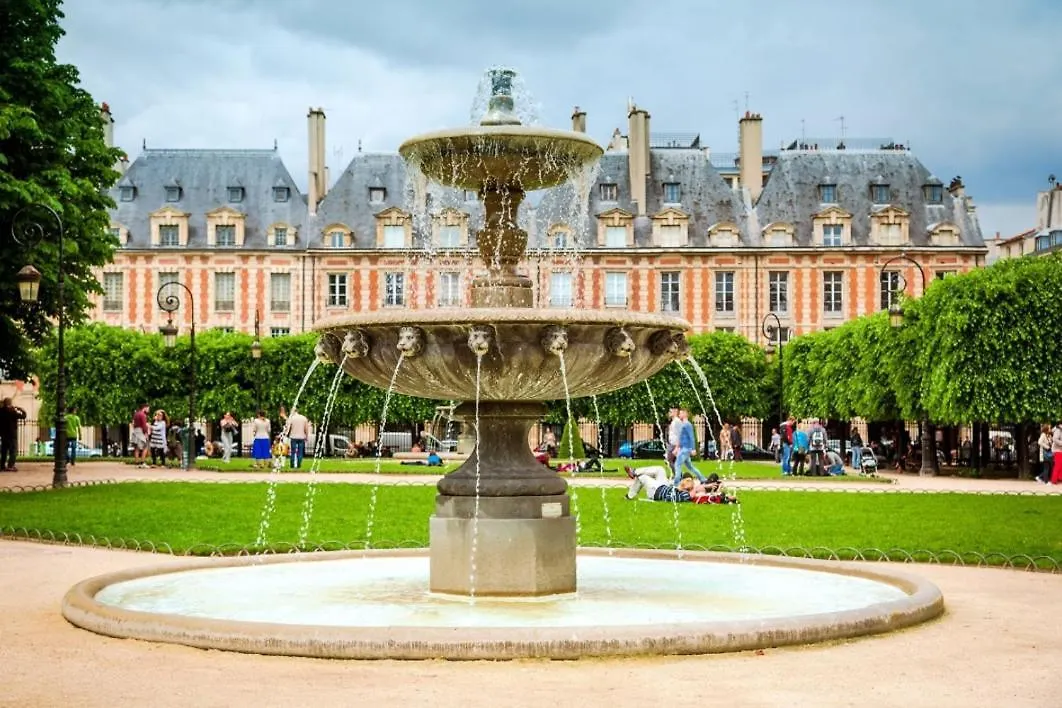Luxury Apartment In Prestigious Le Marais - Top Location Parigi Francia